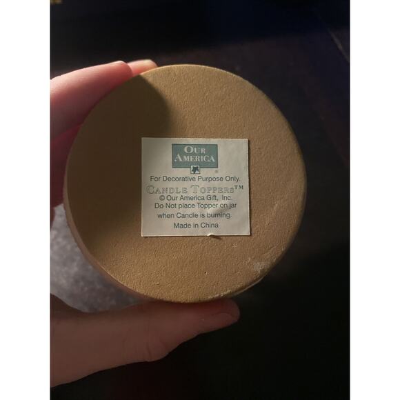 Our America Gift 2000 Carolers Topper Candle With Original Box - Picture 6 of 8